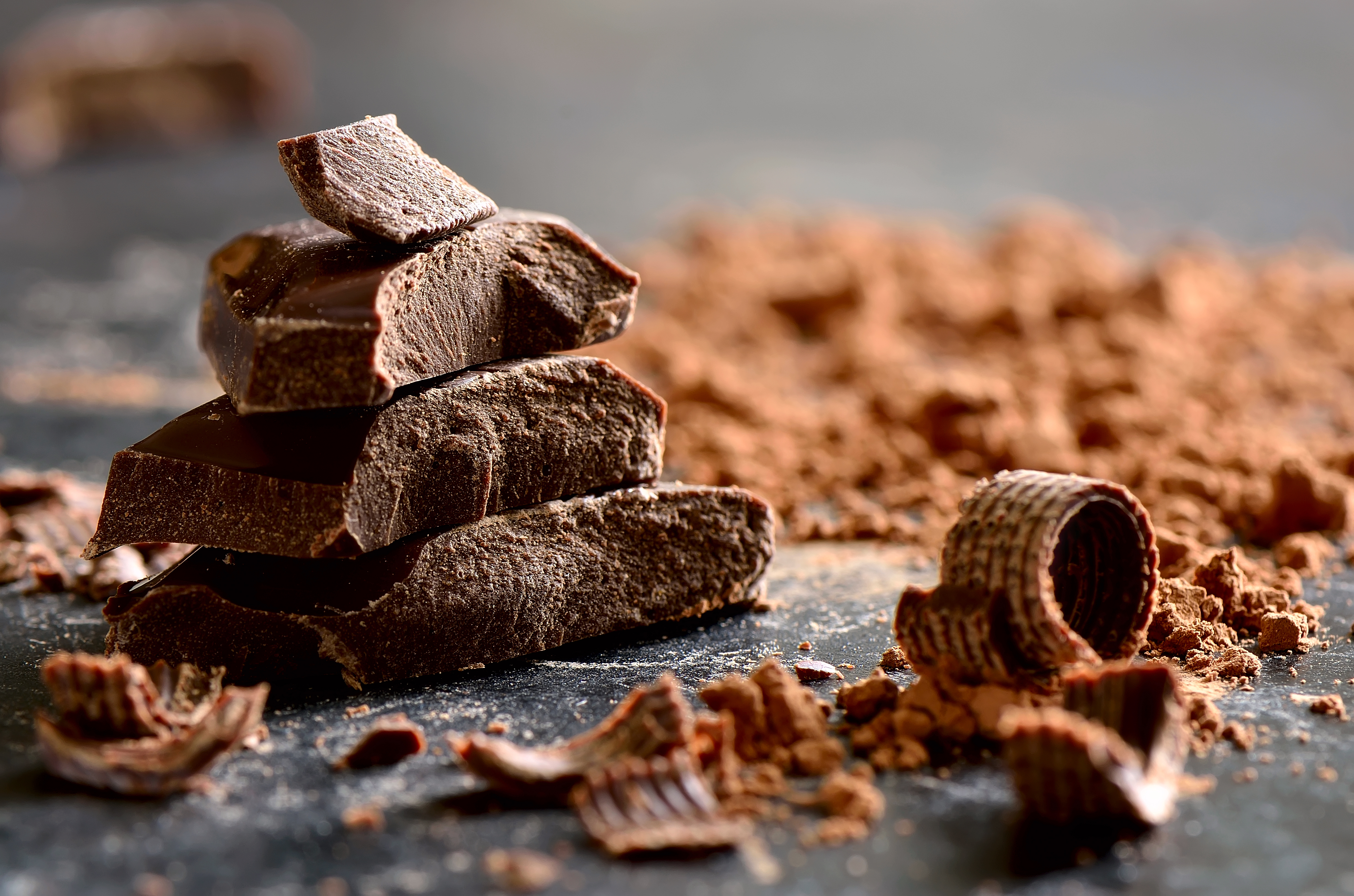 Hackad mörk choklad