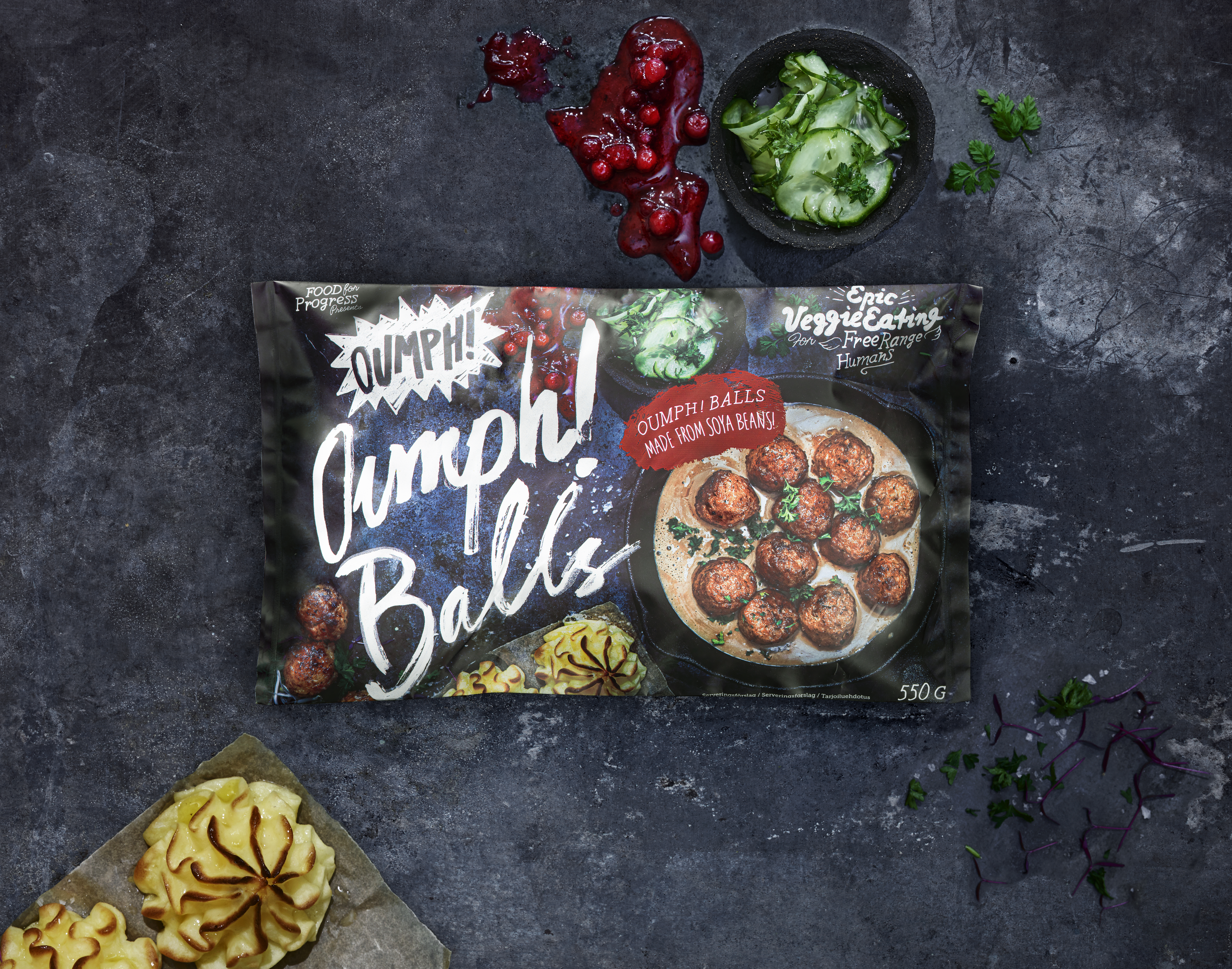 Förpackning av veganska köttbullar från Oumph!