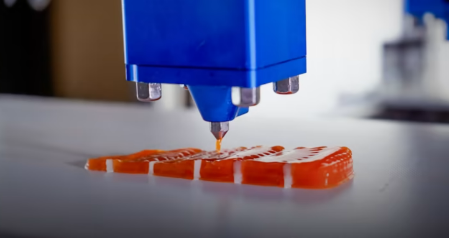 3D printer som är i processen att göra en växtbaserad laxfilé